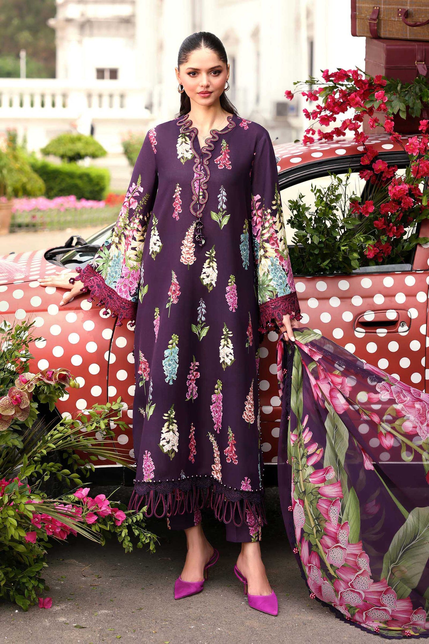MPT-3005-A | M.Prints 3pc Unstitched Lawn | Maria B.