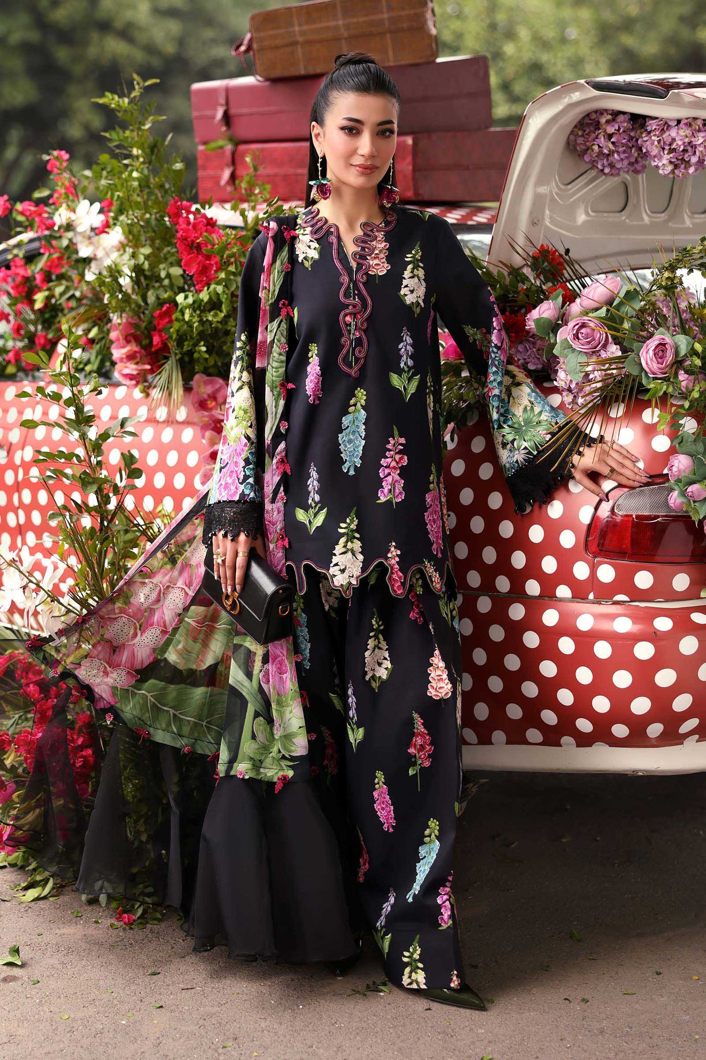MPT-3005-B | M.Prints 3pc Unstitched Lawn | Maria B.