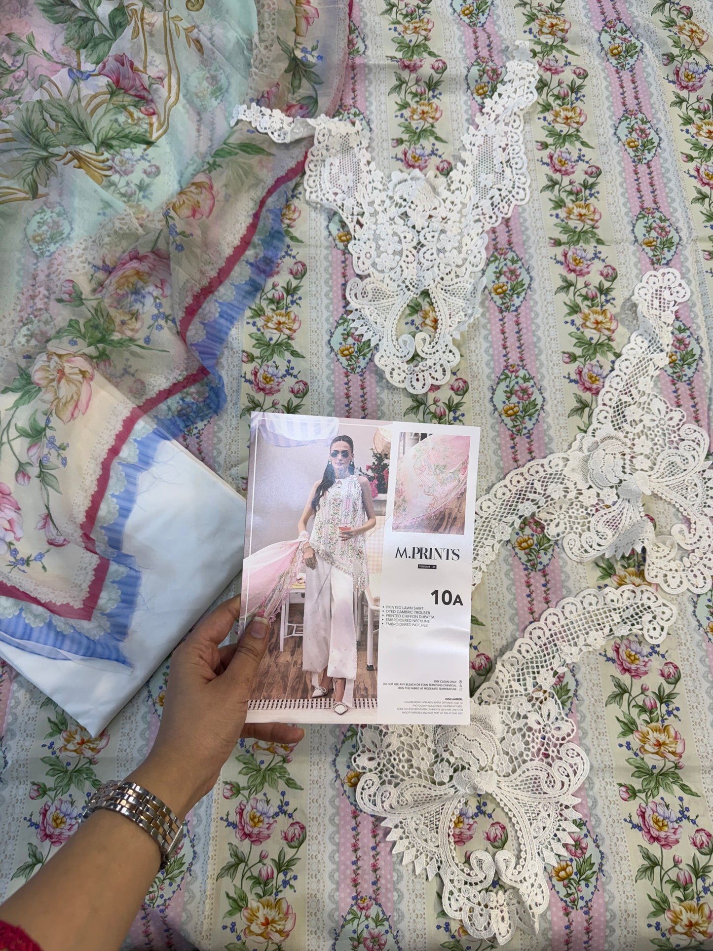 MPT-3010-A | M.Prints 3pc Unstitched Lawn | Maria B.