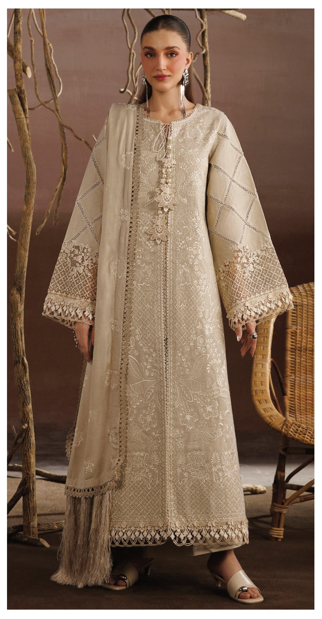 Mahnur Kaya Luxury Winter '26 - KA-04