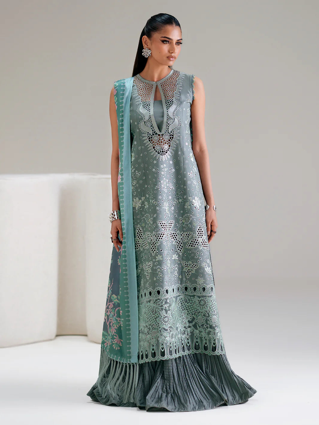 181-A | Amour Luxury Lawn | BIN ILYAS