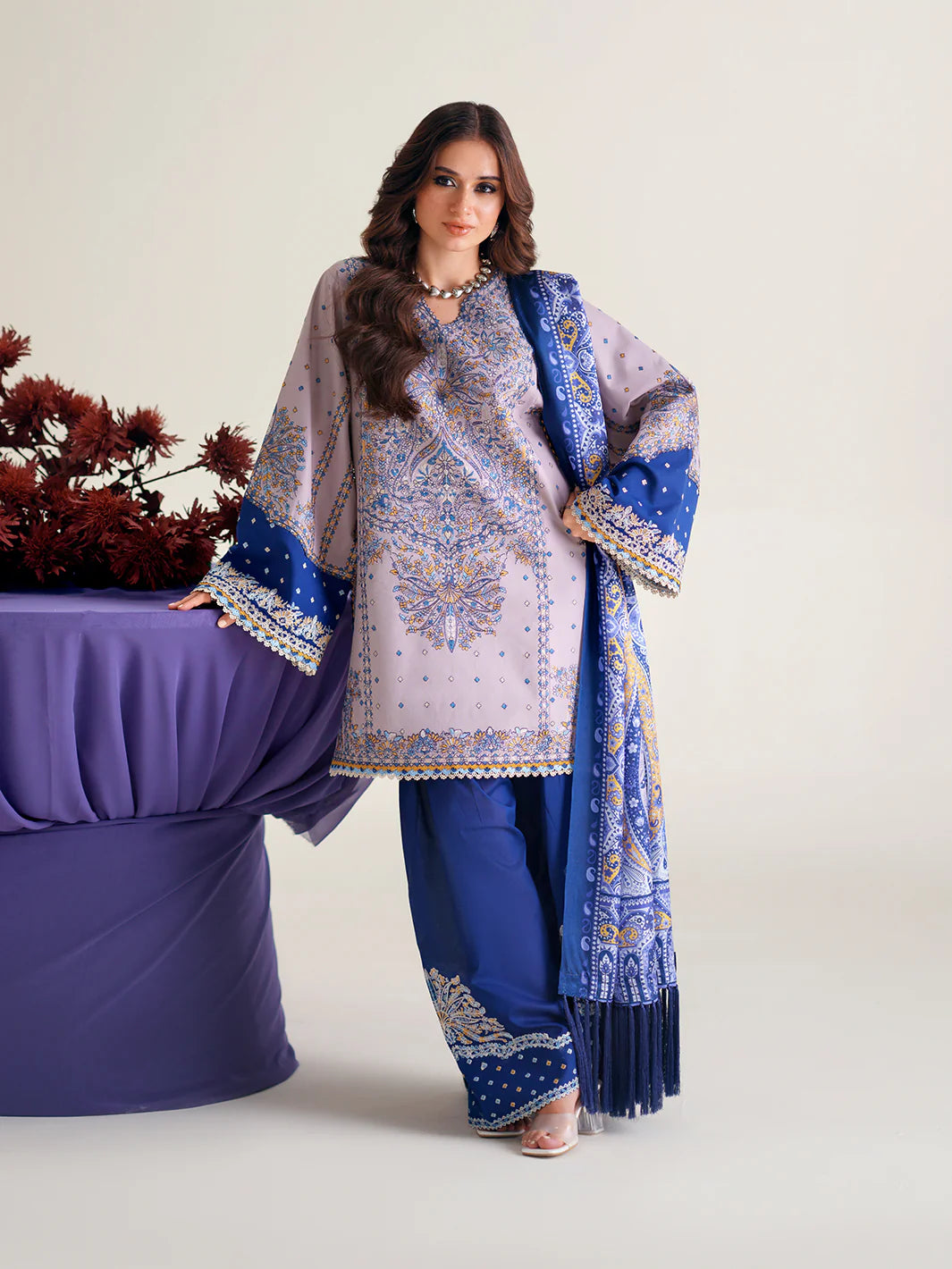 182-B | Amour Luxury Lawn | BIN ILYAS