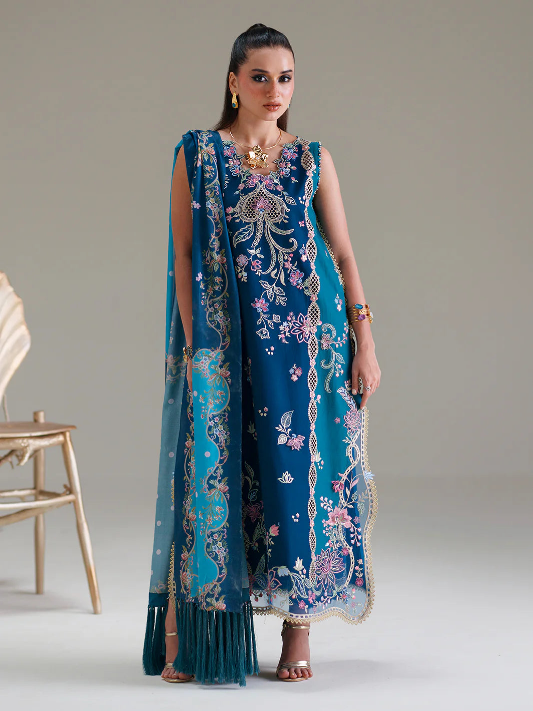 184-A | Amour Luxury Lawn | BIN ILYAS