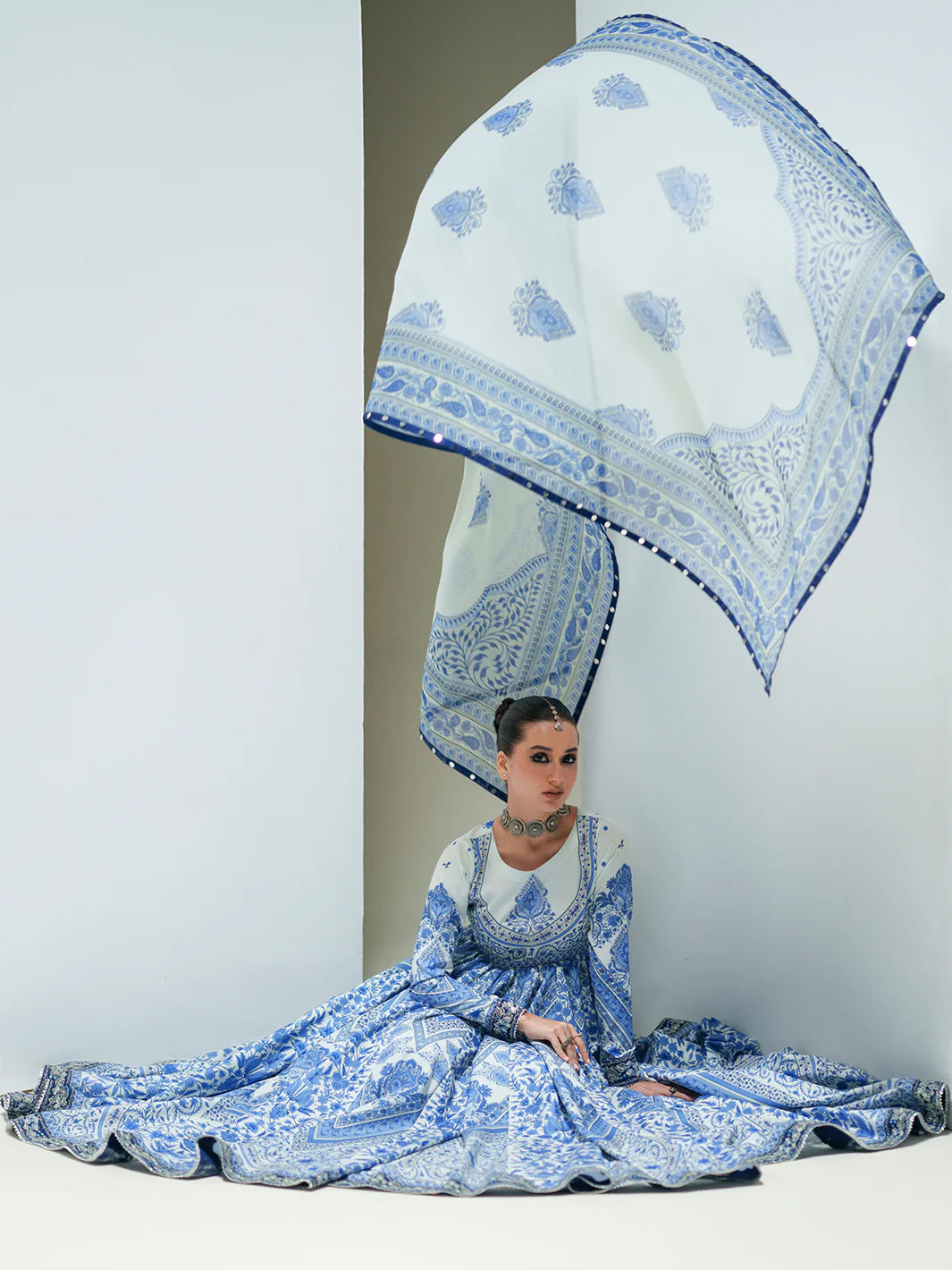 188-A | Amour Luxury Lawn | BIN ILYAS