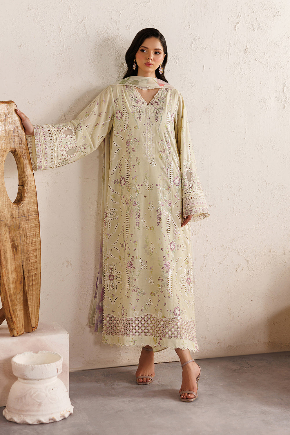 IBE-08 Embroidered Lawn | IZNiK Festive Lawn '26