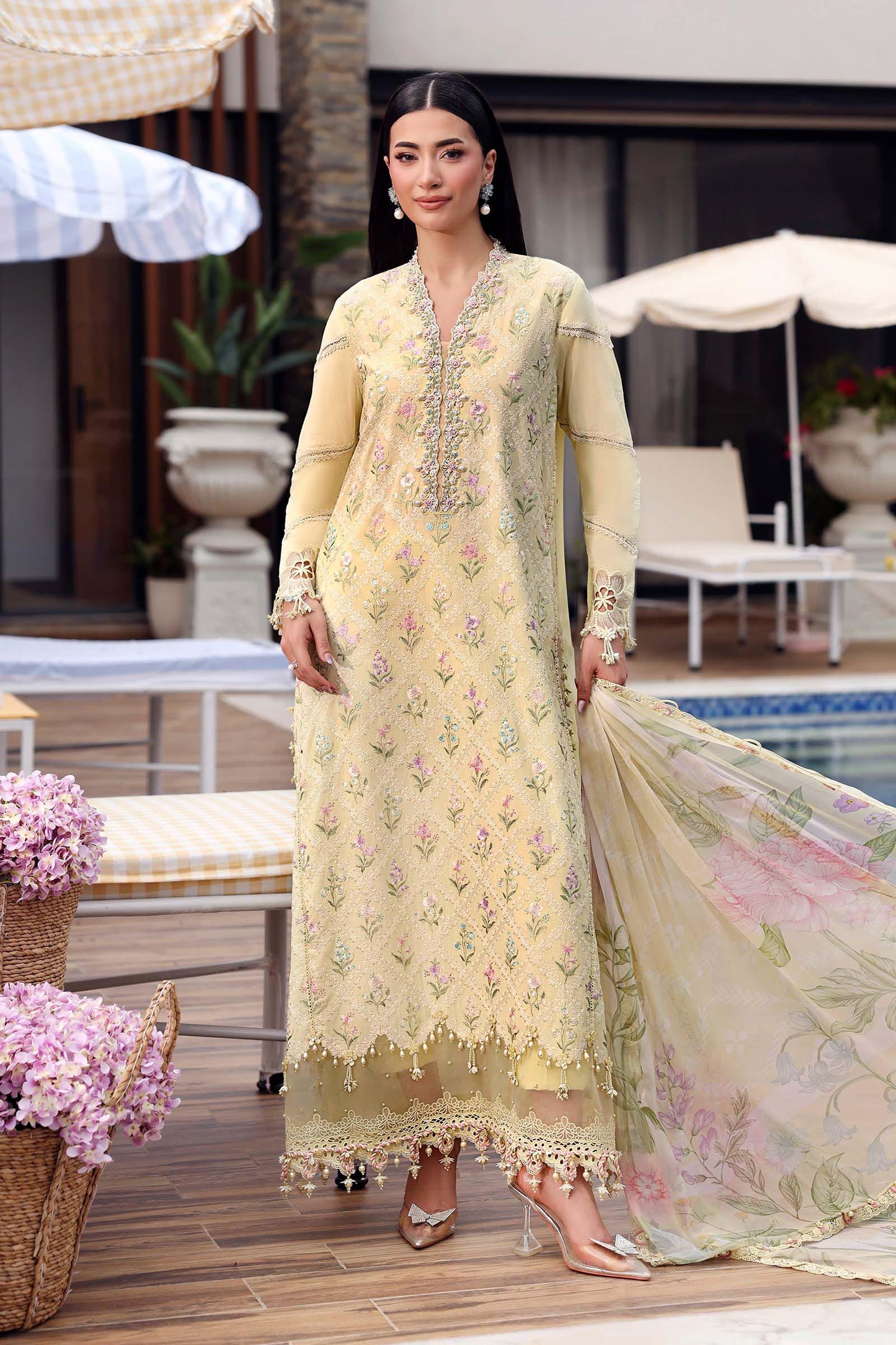 MPT-3001-A | M.Prints 3pc Unstitched Lawn | Maria B.