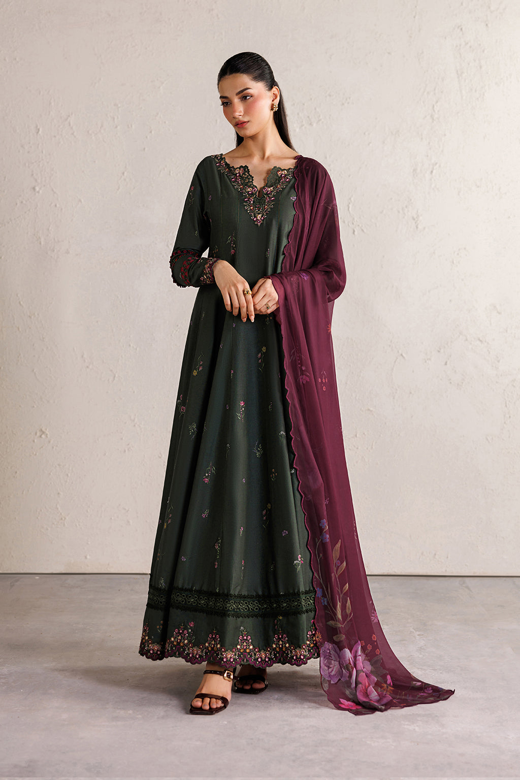 IBE-03 Embroidered Lawn | IZNiK Festive Lawn '26
