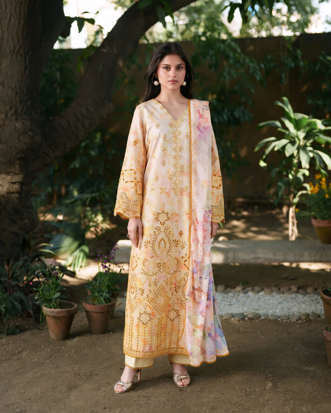 SOLAYA - Neeshay Summer Lines Printkari'26