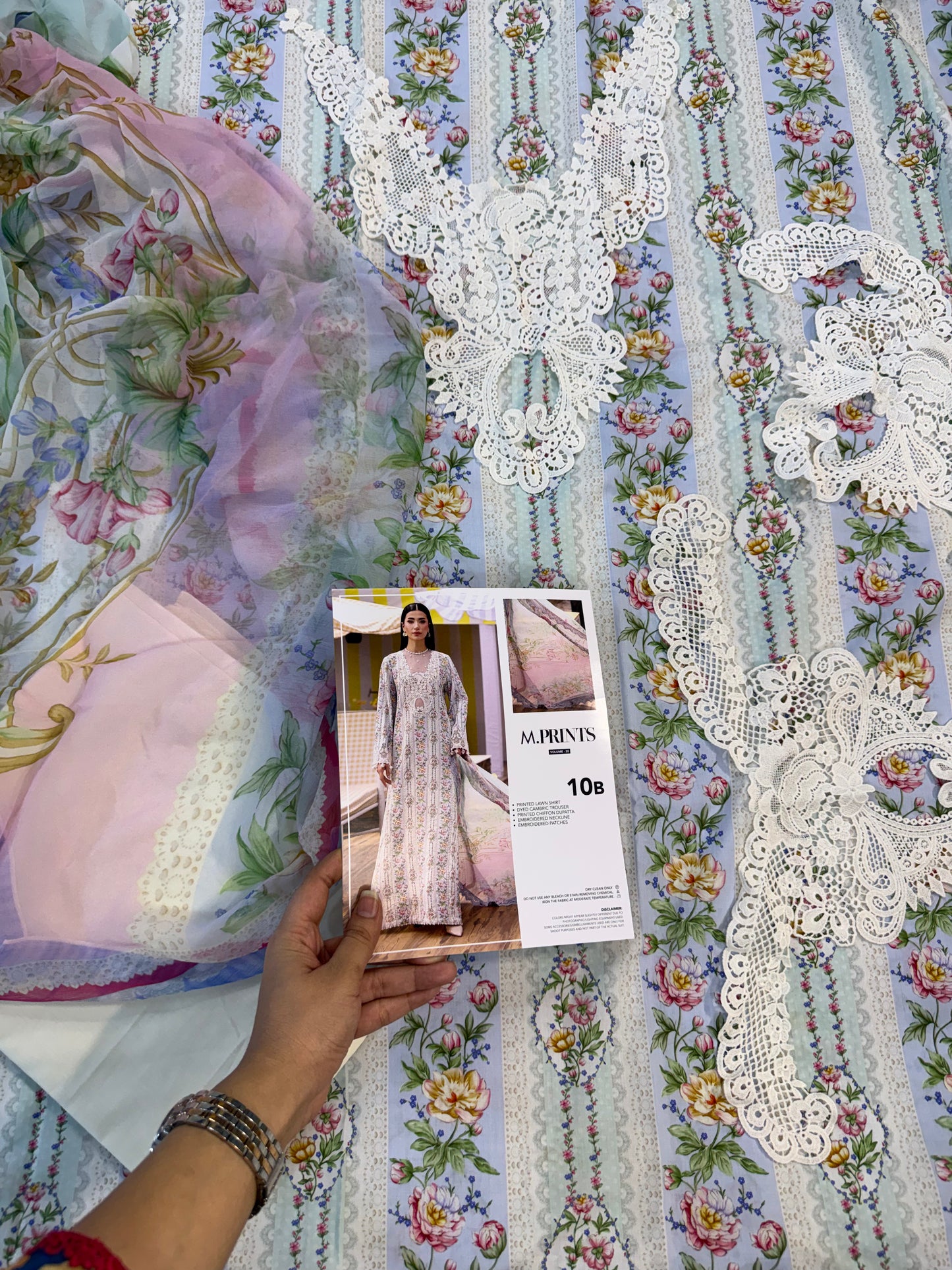 MPT-3010-B | M.Prints 3pc Unstitched Lawn | Maria B.